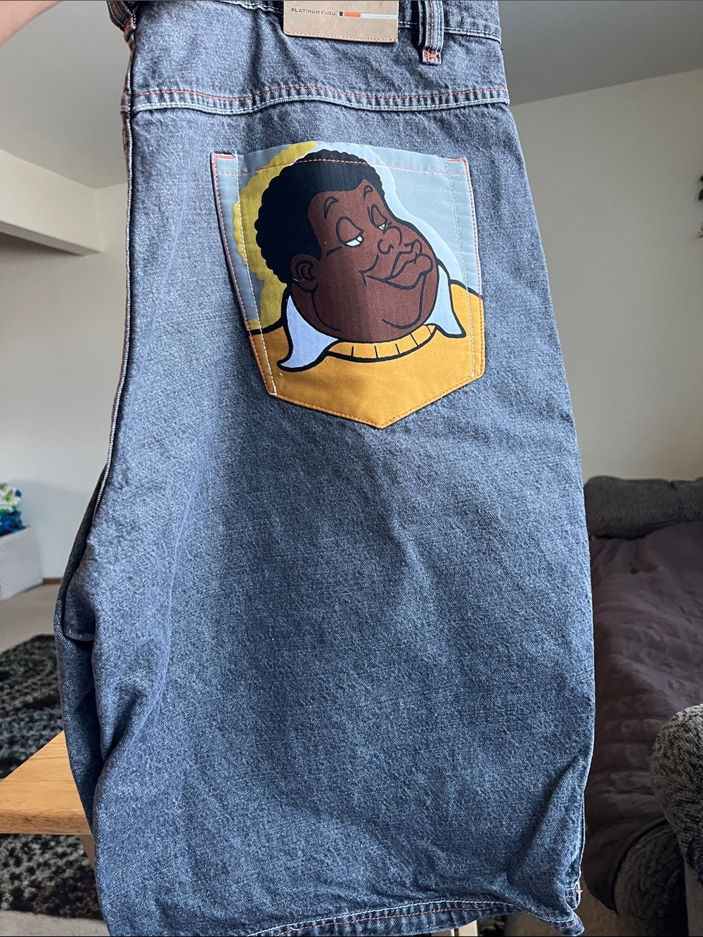 FUBU black Denim shorts with Graphic Back Pocket Fat Albert on back sz 48 - Picture 2 of 5